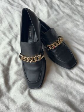 Nine West Black Leather Loafers with Gold Chain Accent
